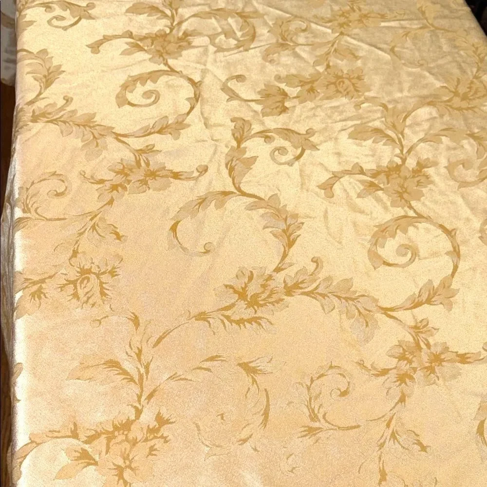 Elegant Gold Damask Round Tablecloth 66”